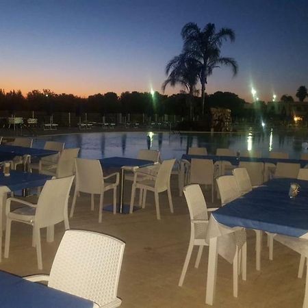 Hotel Resort Portoselvaggio Sant Isidoro  Buitenkant foto