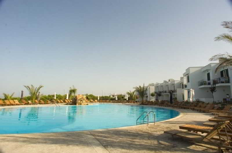 Hotel Resort Portoselvaggio Sant Isidoro  Buitenkant foto