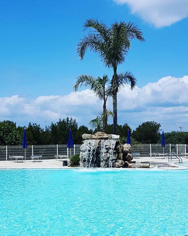 Hotel Resort Portoselvaggio Sant Isidoro  Buitenkant foto