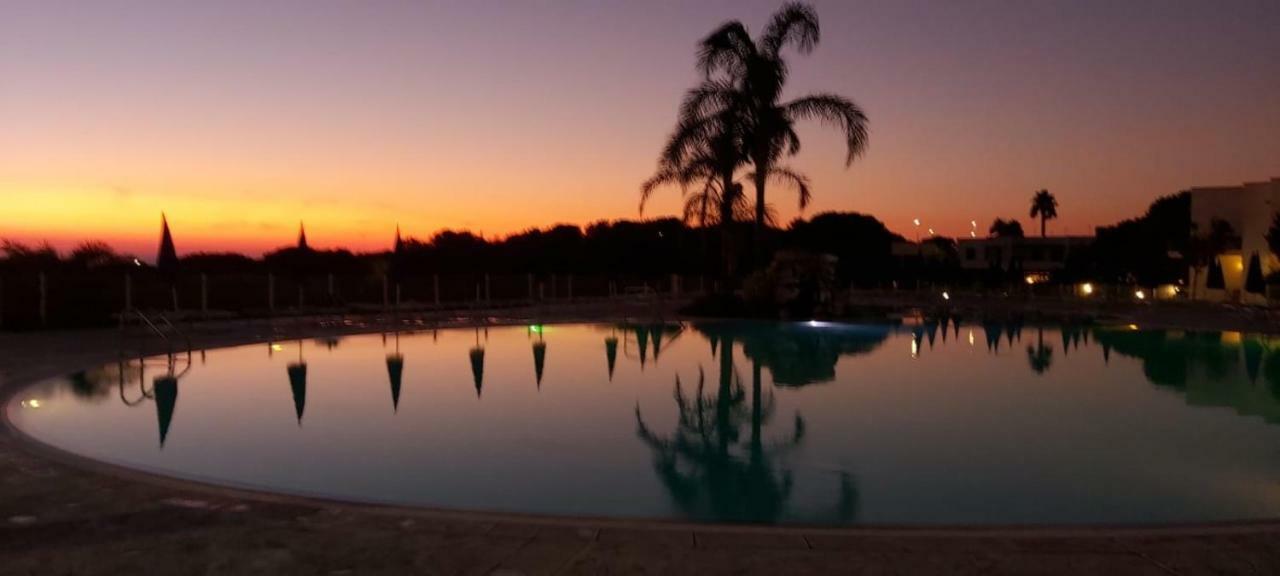 Hotel Resort Portoselvaggio Sant Isidoro  Buitenkant foto